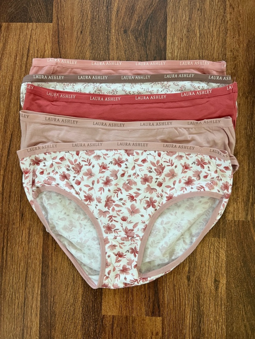 Laura Ashley women’s Floral & Rose Tone Briefs - 5-Pack